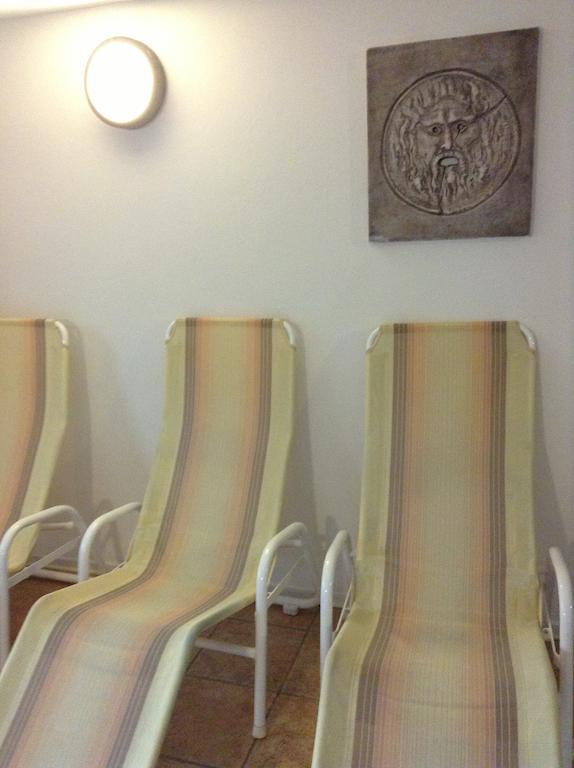 Hotel Ai Pini Vigo di Fassa Exterior foto